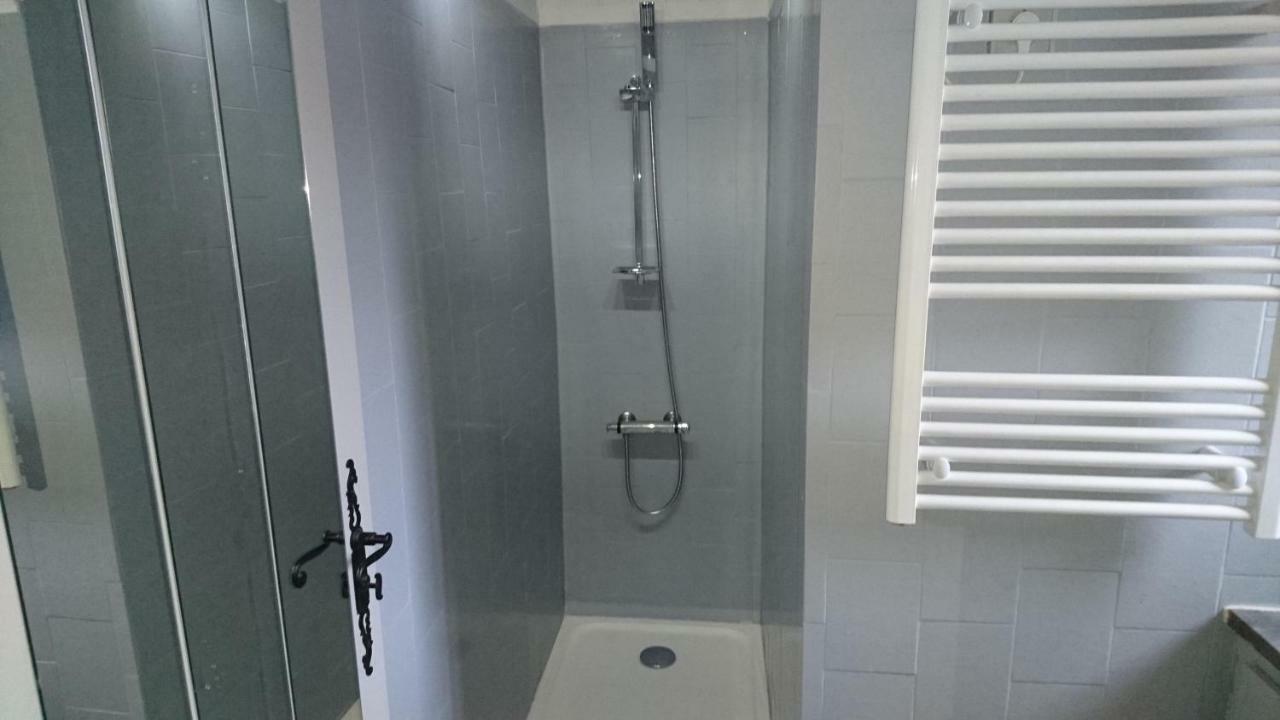 Guest House Provencal Vitrolles  Esterno foto