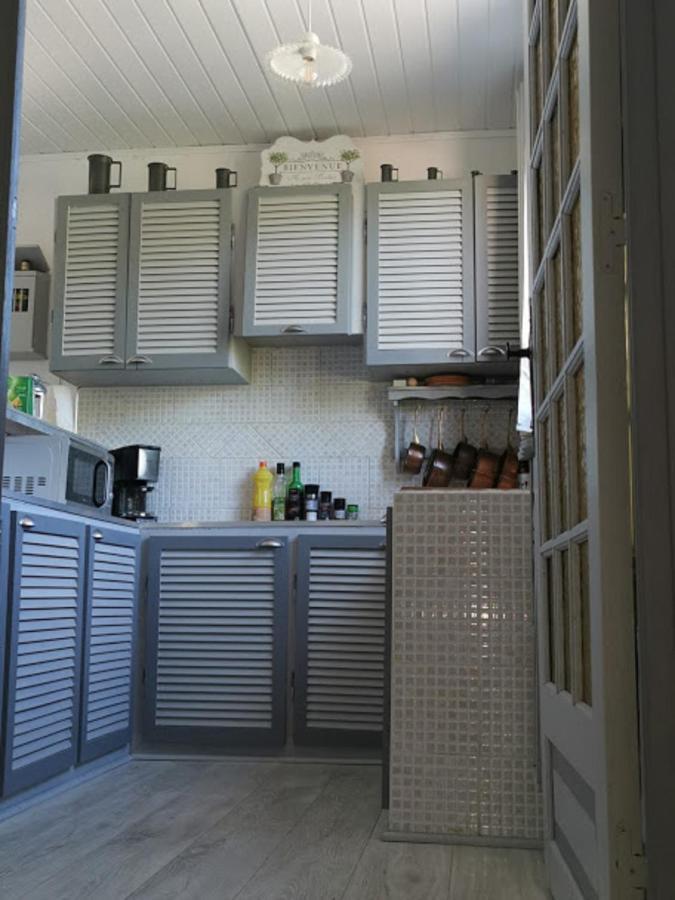 Guest House Provencal Vitrolles  Esterno foto