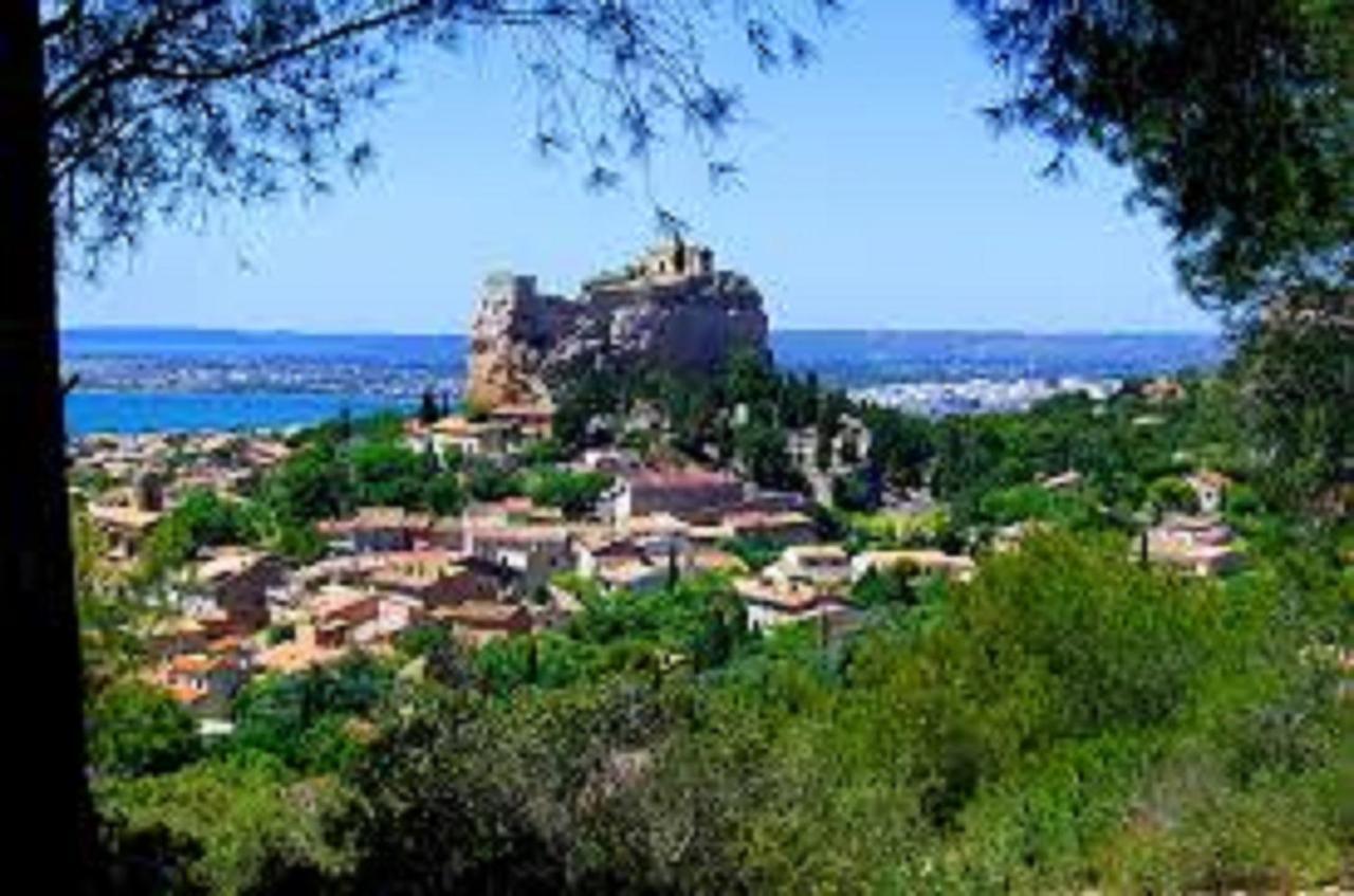 Guest House Provencal Vitrolles  Esterno foto